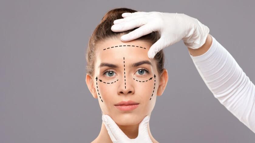 Fransız İp Askılama ile Hızlı ve Doğal Yüz Gençleştirme