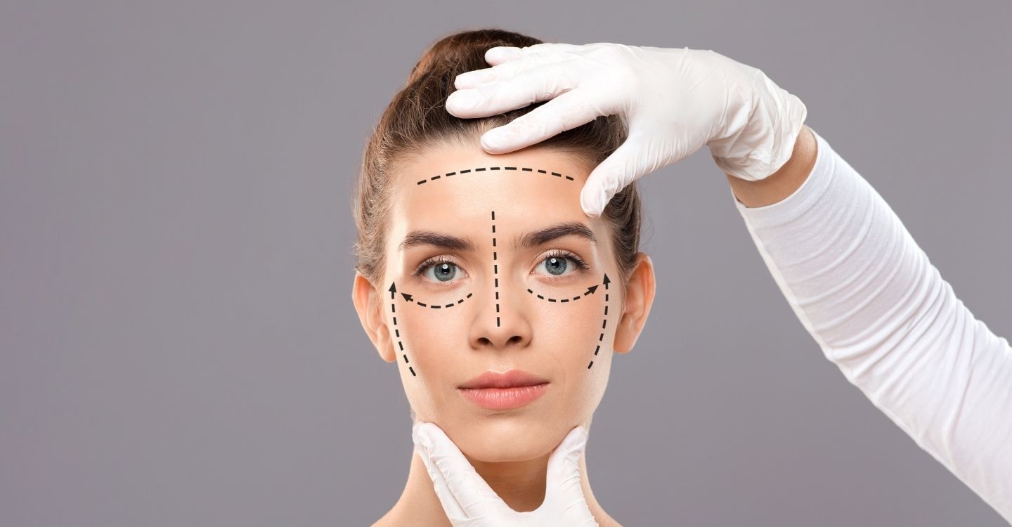 Fransız İp Askılama ile Hızlı ve Doğal Yüz Gençleştirme